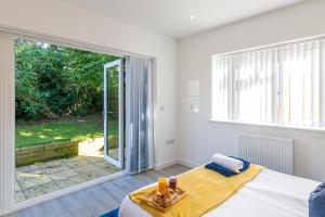 2 minutes walk to JR & Manor Hospitals , Close to Oxford Brookes University Bluebird Apartment