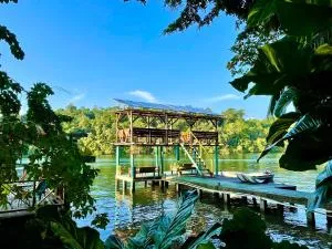 Palmeras del Río HOTEL - Izabal