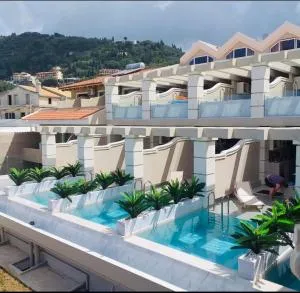 Agios Gordios Beach Resort - Paramonas