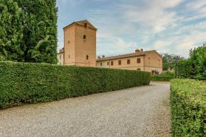 Villa Zambra by Mmega