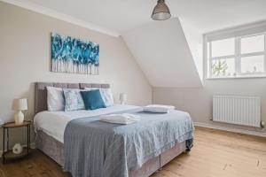 Modern & Comfortable with Free Parking