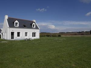 Maisons de vacances Maison moderne, plage et randonnee a proximite - FR-1-418-9 : photos des chambres