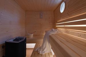 B&B / Chambres d'hotes LA PENICHE - Bed And Bicycle - Aigues Mortes : photos des chambres