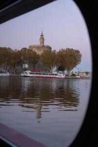 B&B / Chambres d'hotes LA PENICHE - Bed And Bicycle - Aigues Mortes : photos des chambres