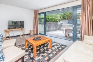 Relaxing Apartment, The Glen, Camps Bay with Plunge Pool