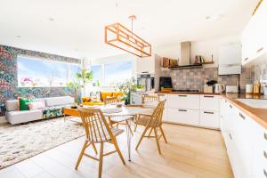 Urban RainforEast, by Brick Lane E1, Family Friendly