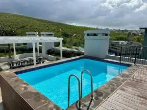 The Den at 41- Parking included - Kayamnandi