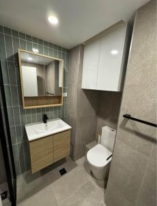 Renovated Central Studio w pool & just off Oxford St