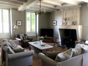 Maisons de vacances Le Mas, Maison de maitre, Cognac : photos des chambres