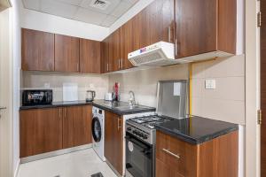 Luxury Studio Apartment In Silicon Oasis