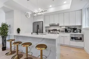 Townhouse at Capitol Hill 4 with Rooftop - Southeast