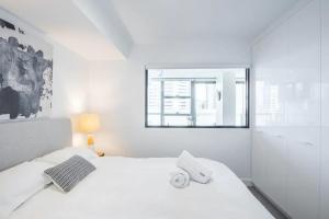 Superior City Stay - Above the Sheraton