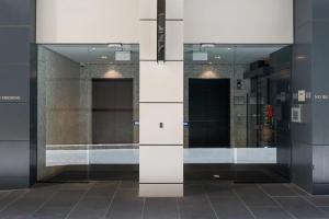 Superior City Stay - Above the Sheraton