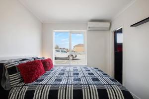 Fly Around Town in Chic Retreat