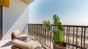 Vacationer Holiday Homes I Aesthetic Studio Apartment in Meydan I Mag Eye 910