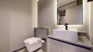 Vacationer Holiday Homes I Aesthetic Studio Apartment in Meydan I Mag Eye 910