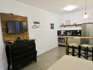 Banzai Brava Suítes