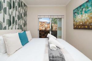Sante Fe Cottage Private 2-Bed Escape, Camps Bay