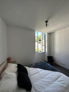 Appartements 3 pieces spacieux plein centre, parking,clim, terrasse, jardin : photos des chambres