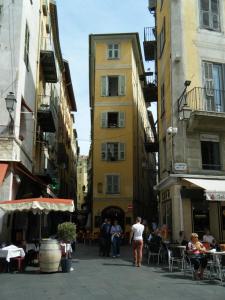 Magnifique 2p au coeur du vieux Nice