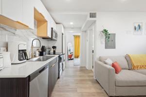 1Bed 1 Bath, King Bed, Free parking, DT Dallas, AAC, Deep Ellum