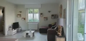 Le Cabinet-Charmante maison avec terrain - Vanvey