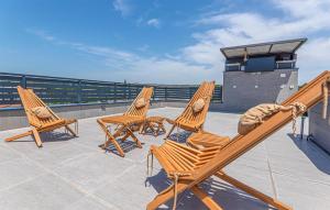 Nice Apartment In Brodarica With Sauna