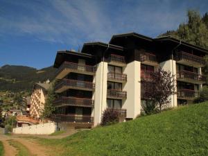 Studio cosy avec balcon sud et parking - FR-1-198-167