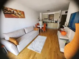 1-Bedroom Appartament mit privat pool - Podličak