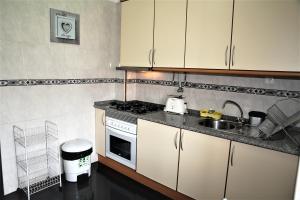 Quarto 2 Areeiro com ar acondicionado