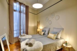 FAR5 - 3 chambres à deux pas de la rue dAntibes