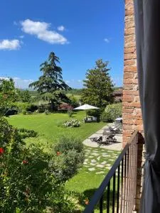 THE BERGHOUSE - LA CASA SUL CLIVO with JACUZZI - Gamalero