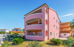 Nice Apartment In Medulin