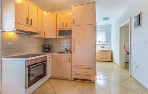 Nice Apartment In Medulin