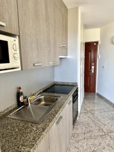 Heart of Las Americas Charming Beach Apartment Tenerife