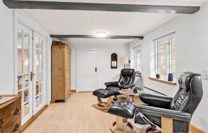 Three-Bedroom Holiday Home In Tranekar