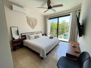 Caracol Garden Villa in Forest Nook