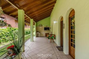 Casa c churrasqueira em Gramado RJE0980