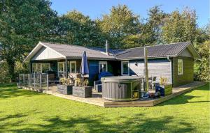 Awesome Home In Hjerm With Wifi