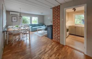 2 Bedroom Amazing Home In Örkelljunga