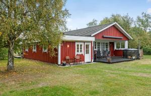 Awesome Home In Dannemare With Wifi