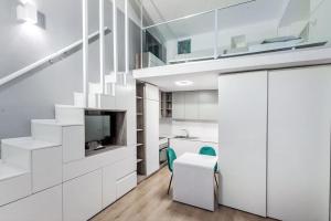 Elegante Pied-à-Terre Stile & Comodità a Milano