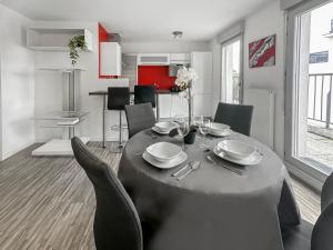 Balcon privé, parking gratuit, Orly 5 kms