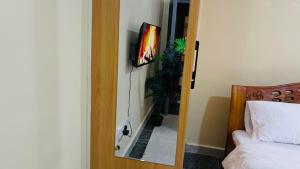 Fully Furnished Studio Apartment at Kamakis Opposite Quickmart