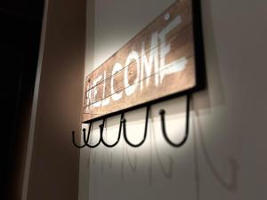 GRAND STUDIO SEA GARDEN - top center