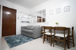 Palawan Cozy 2BR w Washer, Dryer, Gym, Pool for 6