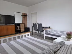 Weser-Pension - 明登