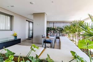 Studio novo Think Home República, Terraço com piscina