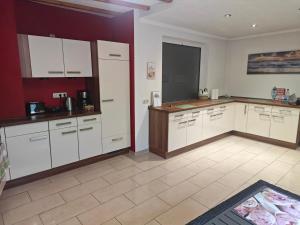 Work and Stay Selfkant Tüddern Nähe Geilenkirchen und Nähe Geleen Moderne Unterkunft für 8 Personen auf 180qm