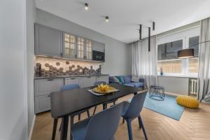 Main square apartments 1